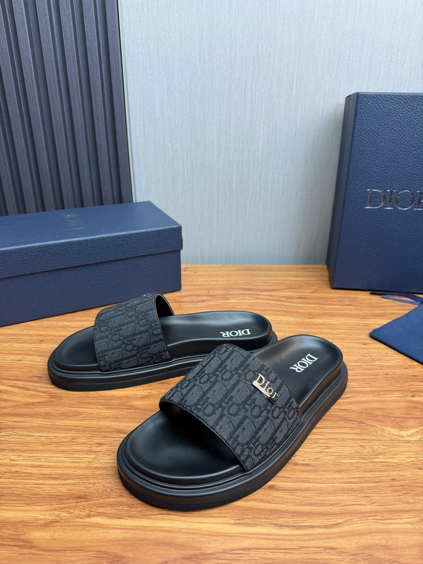 Men's shoes 260💰 Dior. Men's slippers🩴Official website 1:1 production 38-45 size 45 46 🉑️Customized original material shipped✅